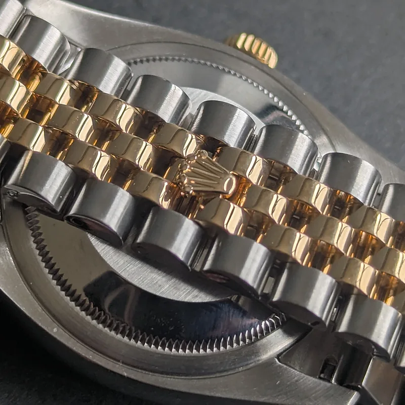 ROLEX DATEJUST 36MM ref. 116233, original silver jubilee diamond dial - crown and case