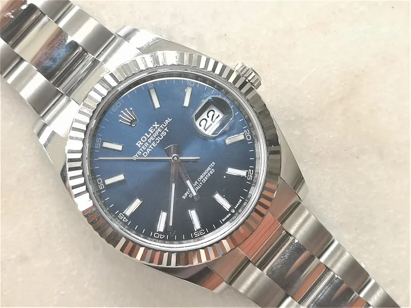 ROLEX DateJust 41mm ref. 126334, blue dial with batons - clasp