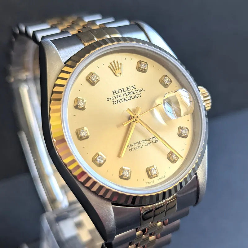 Rolex DateJust 36mm ref. 16233, champagne with original diamond dial - front view