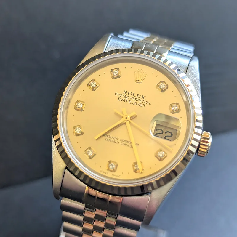 Rolex DateJust 36mm ref. 16233, champagne with original diamond dial - dial close-up