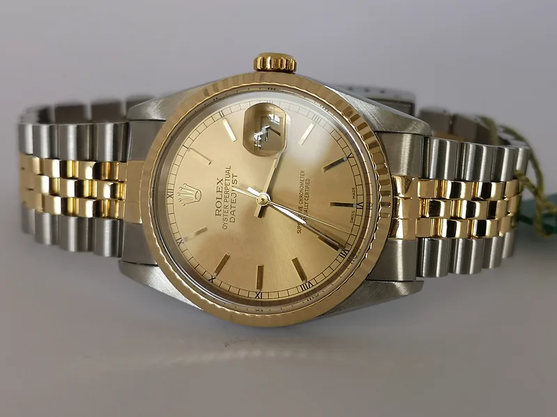Rolex DateJust 36mm ref. 16233, champagne with gold baton hour markers - side profile
