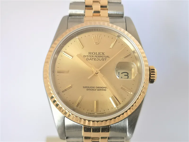 Rolex DateJust 36mm ref. 16233, champagne with gold baton hour markers - side profile