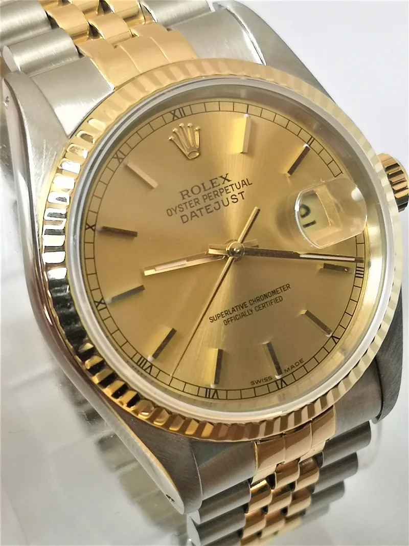 Pre-owned Rolex DateJust 36mm ref. 16233 1992, Champagne with gold baton hour markers