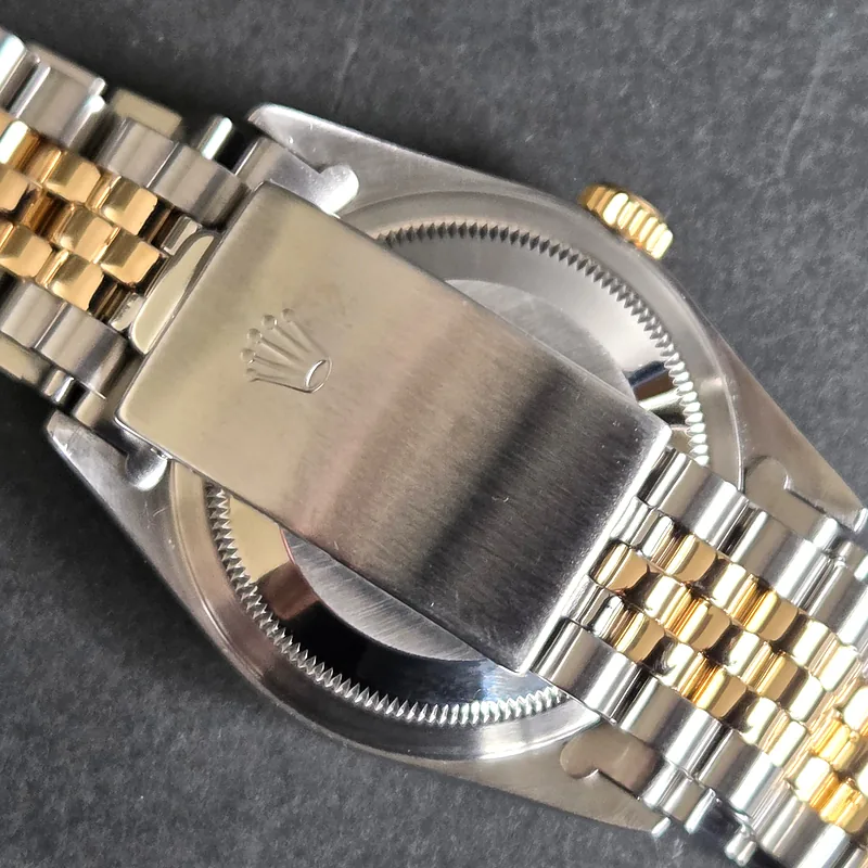 Rolex DateJust 36mm ref. 16233, white with big diamonds - dial close-up