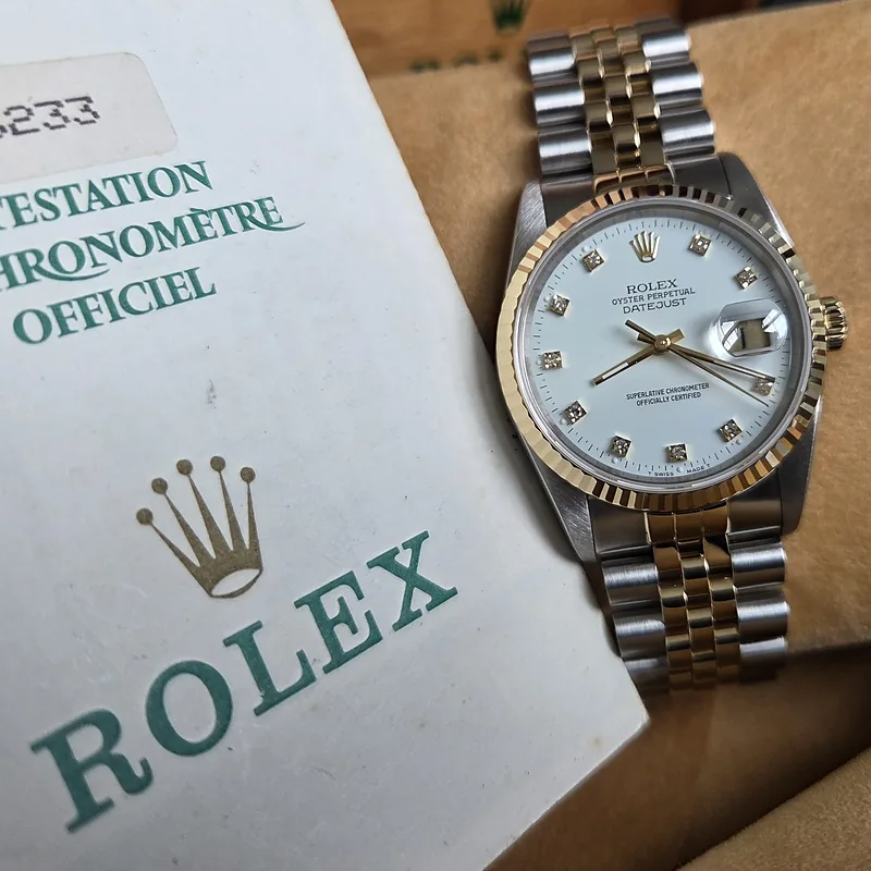 Rolex DateJust 36mm ref. 16233, white with big diamonds - clasp