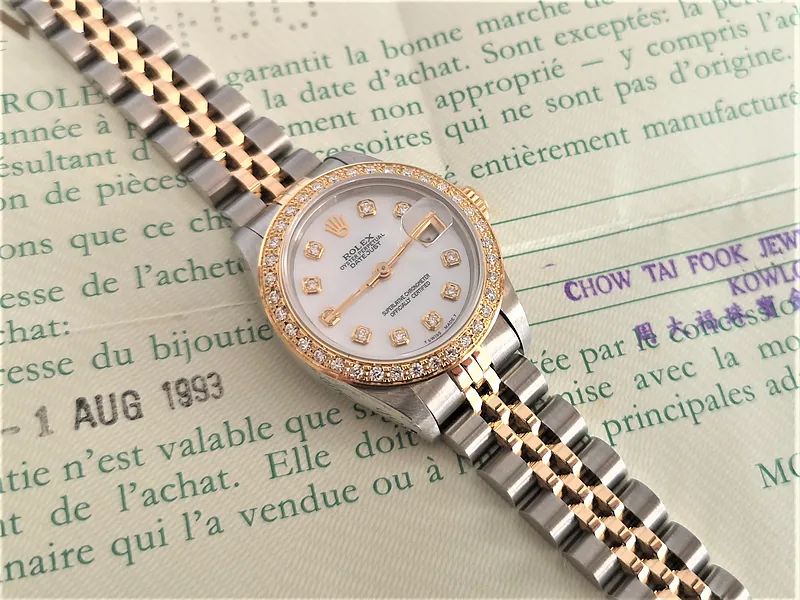 Rolex DateJust 26mm ref. 69173, custom mother of pearl with diamond dots - crown and case