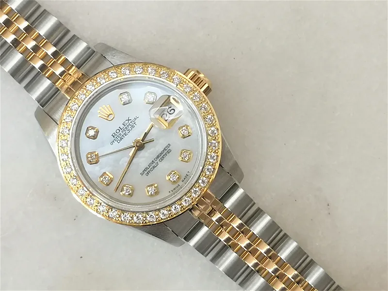 Rolex DateJust 26mm ref. 69173, custom mother of pearl with diamond dots - bracelet