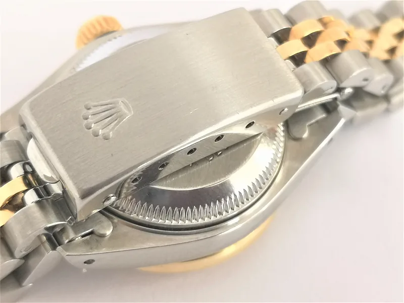 Rolex DateJust 26mm ref. 69173, custom mother of pearl with diamond dots - additional view