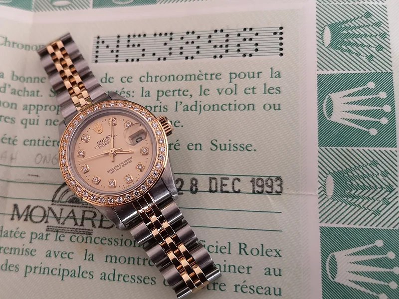 Rolex DateJust 26mm ref. 69173, custom champagne diamond dot dial - clasp