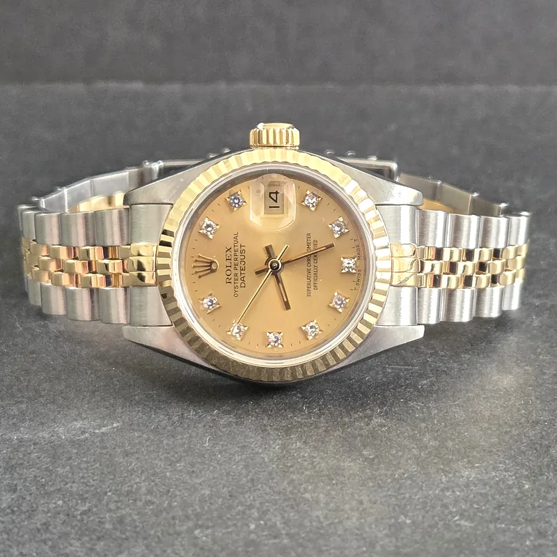 Rolex DateJust 26mm ref. 69173, factory champagne small diamond dot dial - additional view