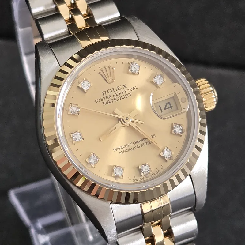 Rolex DateJust 26mm ref. 69173, factory champagne small diamond dot dial - front view
