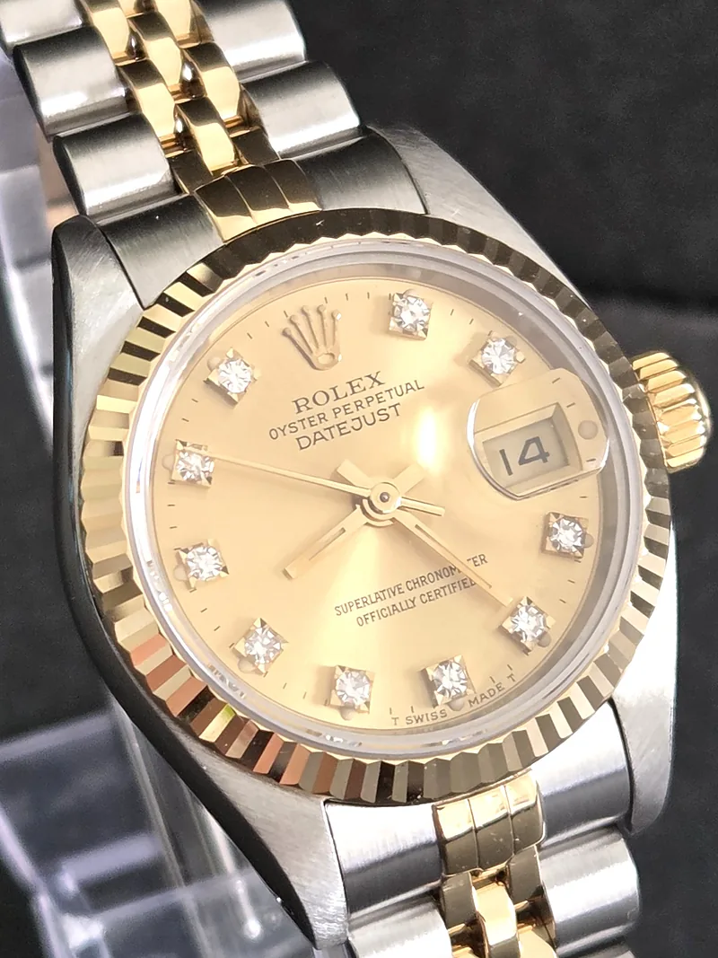 Pre-owned Rolex DateJust 26mm ref. 69173 1992, Factory champagne small diamond dot dial