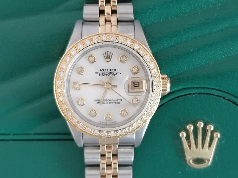 Rolex DateJust 26mm ref. 69173, custom mother of pearl with diamond dots - crown and case