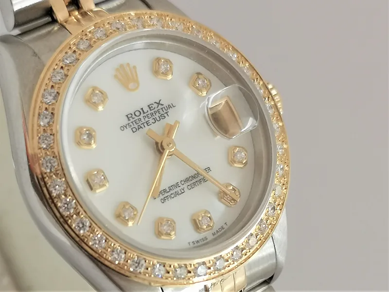 Rolex DateJust 26mm ref. 69173, custom mother of pearl with diamond dots - clasp