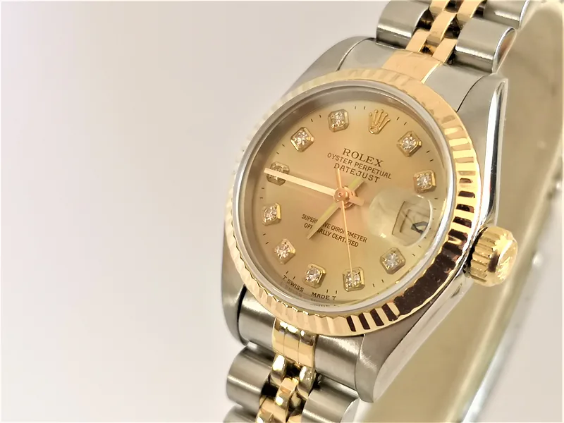 Rolex DateJust 26mm ref. 69173, original diamond dot dial - dial close-up