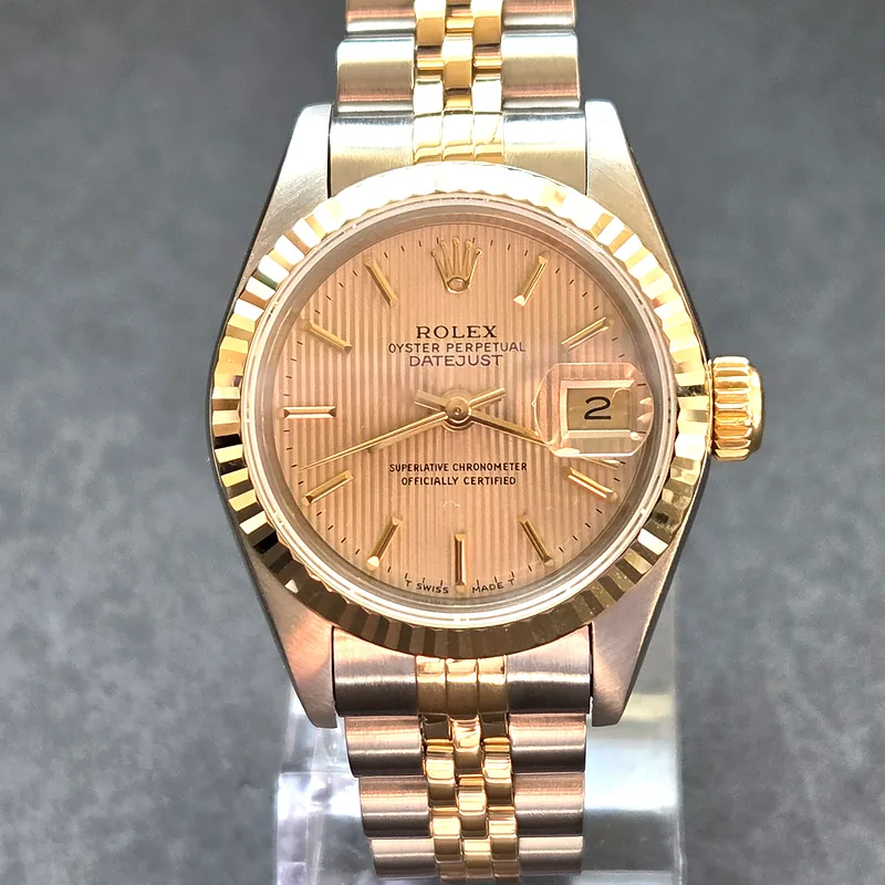 Rolex DateJust 26mm ref. 69173, silver tapestry with gold batons - clasp