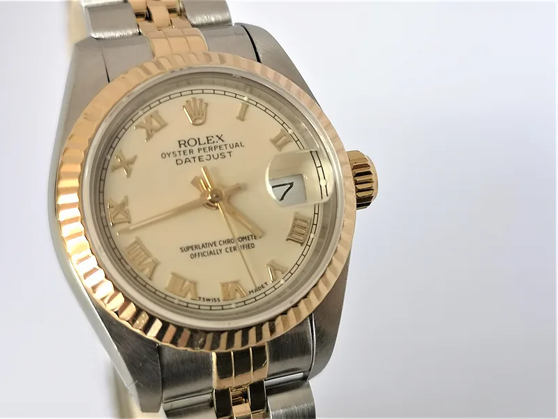Rolex DateJust 26mm ref. 69173, cream with gold numerals - front view