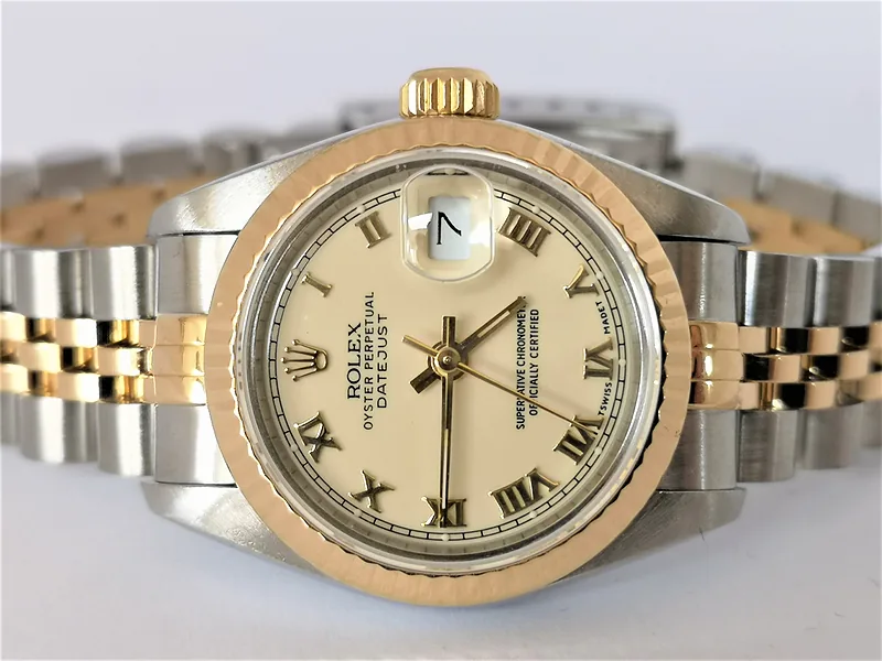 Rolex DateJust 26mm ref. 69173, cream with gold numerals - side profile
