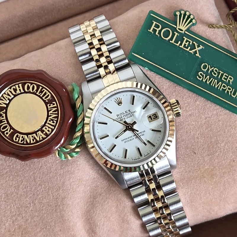 Rolex DateJust 26mm ref. 69173, white with gold batons - front view