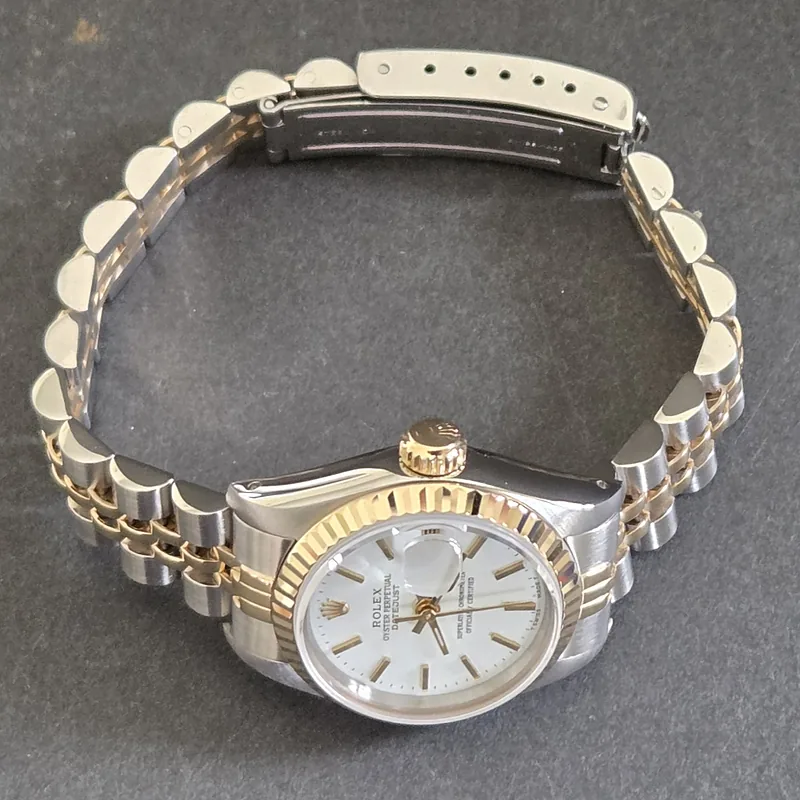 Rolex DateJust 26mm ref. 69173, white with gold batons - clasp