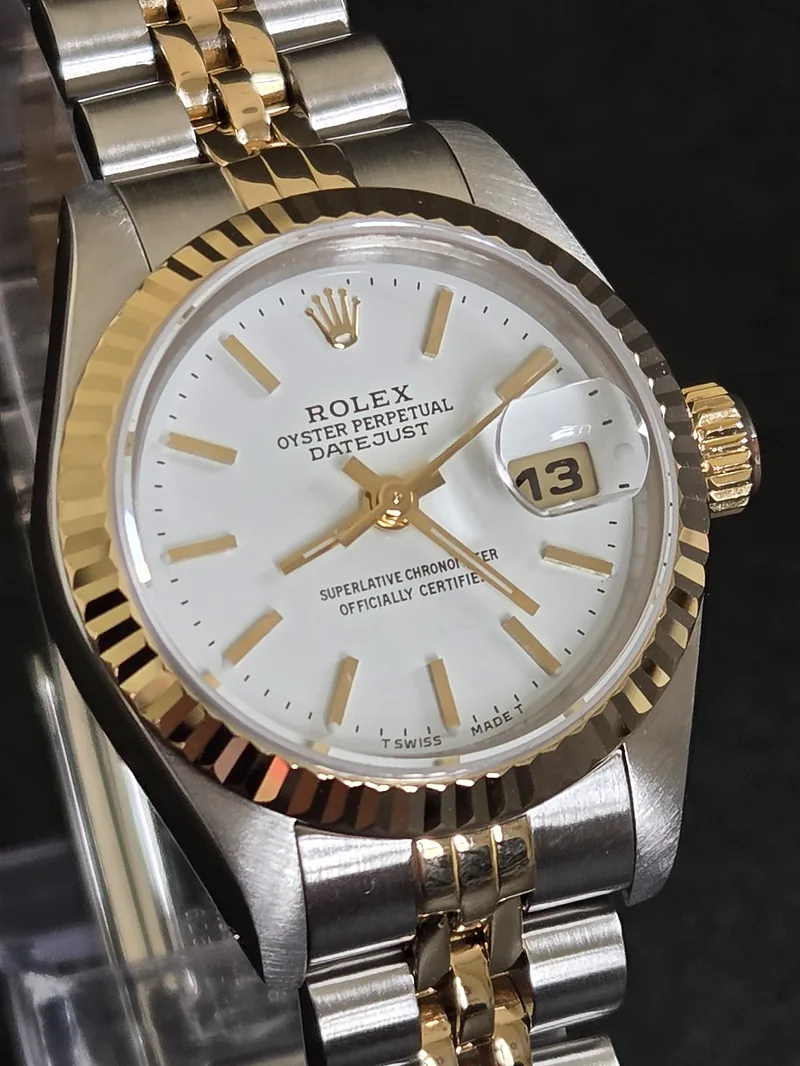 Pre-owned Rolex DateJust 26mm ref. 69173 1987, White with gold batons