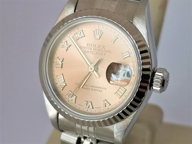 Rolex DateJust 26mm ref. 69174, pink with roman numerals - side profile