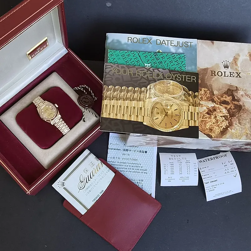 Rolex DateJust 26mm ref. 69178, champagne with diamond dial - dial close-up