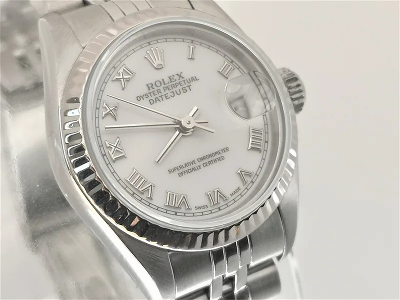 Rolex DateJust 26mm ref. 79174, white with roman numerals - crown and case