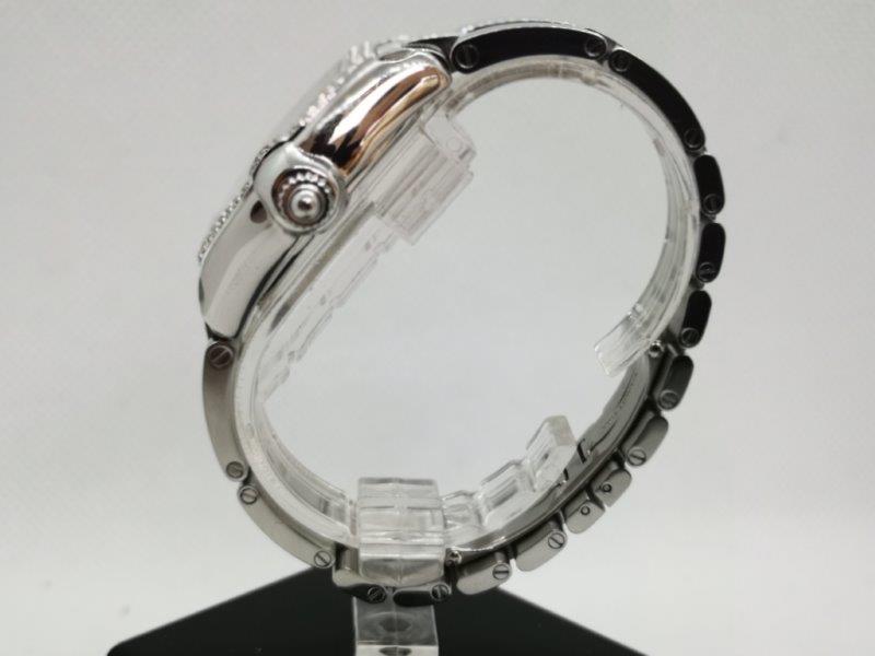 Cartier brilliance with pink dial and diamond bezel  side