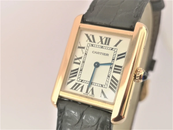 Ladies Gold Cartier side