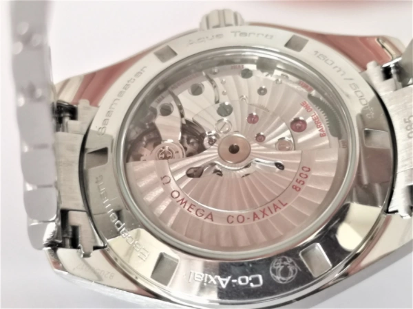 Omega Seamaster Aqua Terra clasp