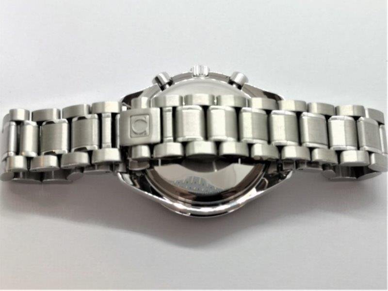 Omega Speedmaster Date ref. 35135000, black with white detailing and date - clasp