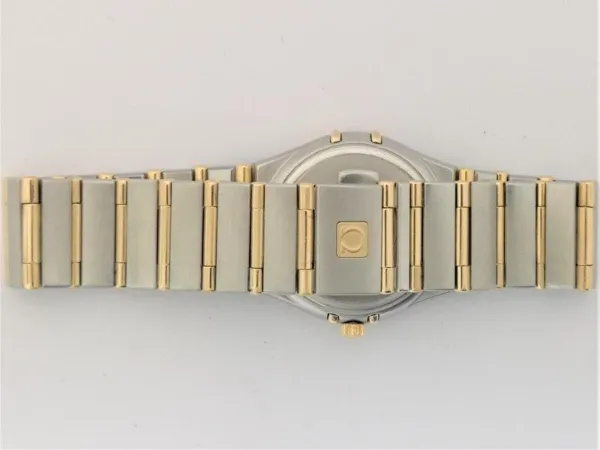 Stunning bi-metal Omega Constellation side