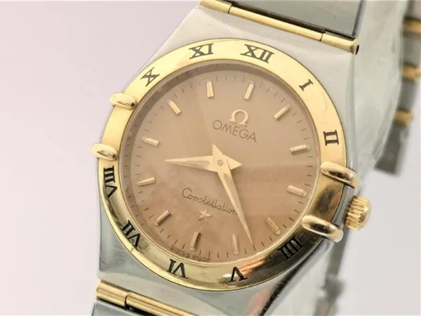Stunning bi-metal Omega Constellation clasp