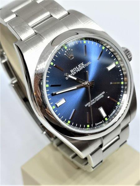  ROLEX Oyster-Perpetual-39mm