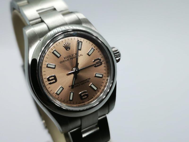 Gorgeous Ladies Oyster Perpetual with salmon pink dial front
