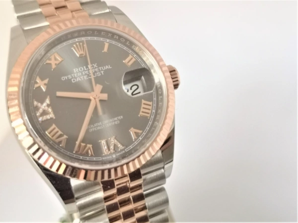Rhodium Diamond Dial front