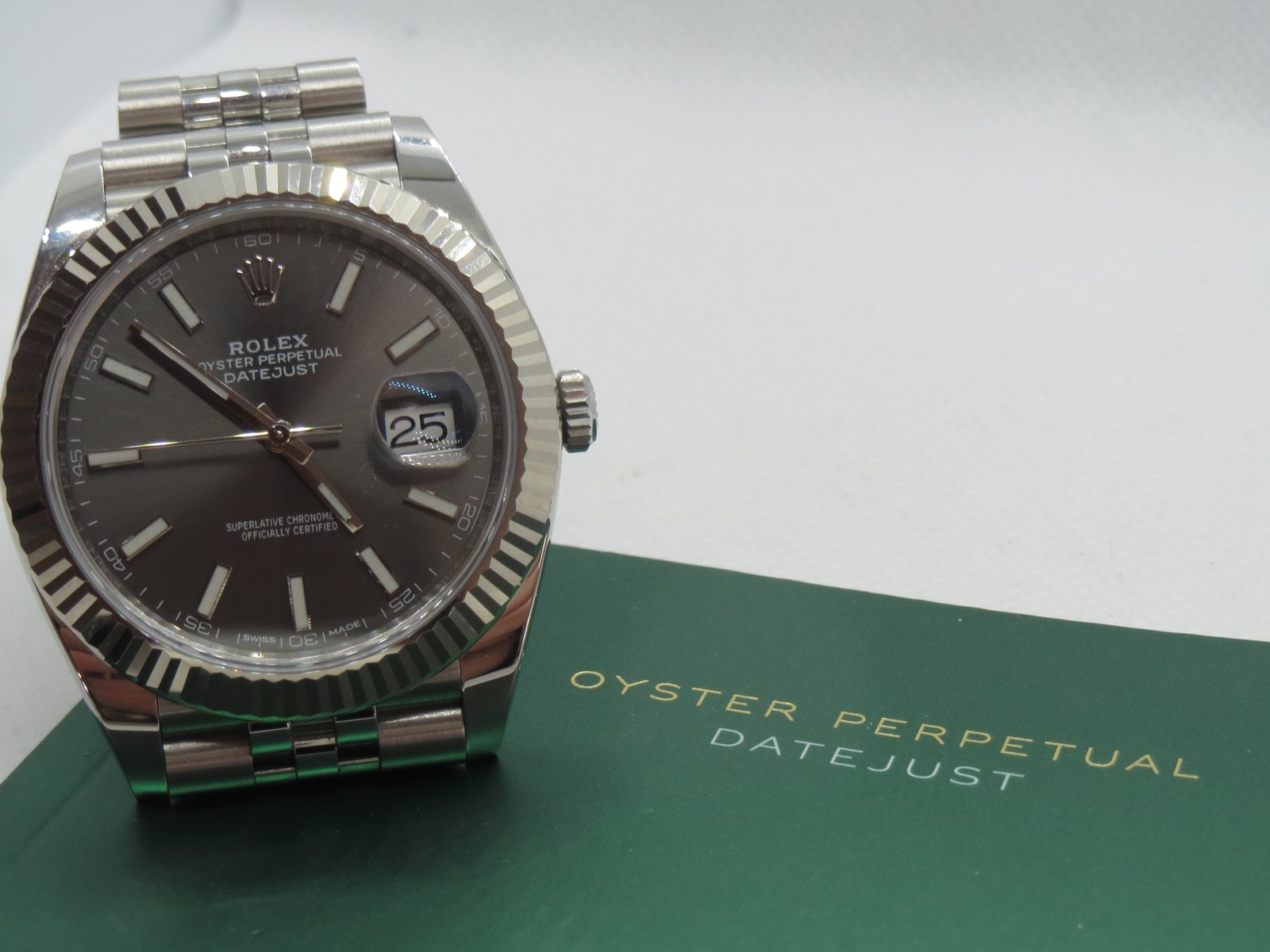 ROLEX DATEJUST ref. 126234, rhodium with baton hour markers - dial close-up