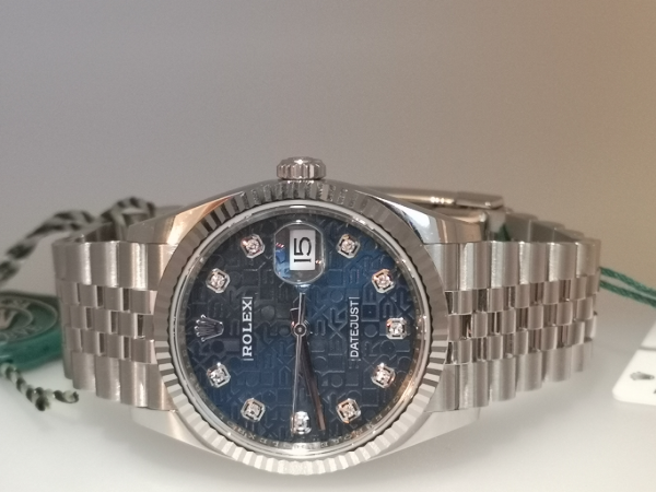 Unworn 36mm Rolex Diamond-Dial Watch  clasp