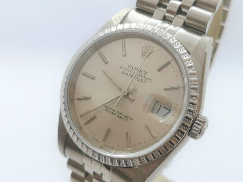 Rare variation of a 36mm DateJust with enginue turned bezel dial