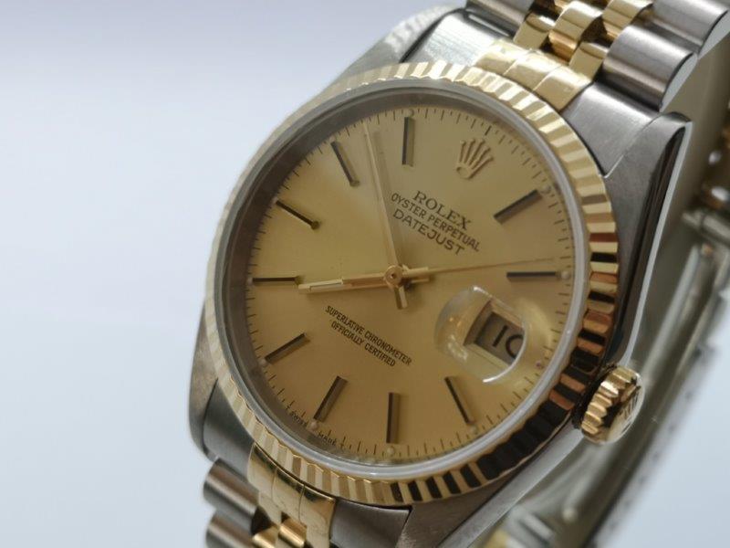 A Rolex classic at its finest dial