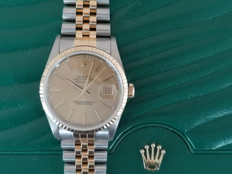 Serviced, Superb condition Classic Rolex front