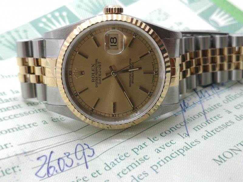 Classic bi-metal DateJust for him or her clasp