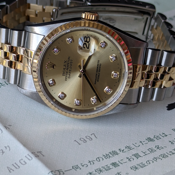 Big Diamond Gents DateJust crown