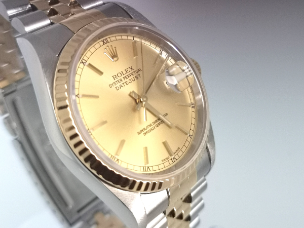 Champagne dial 36mm DateJust  front