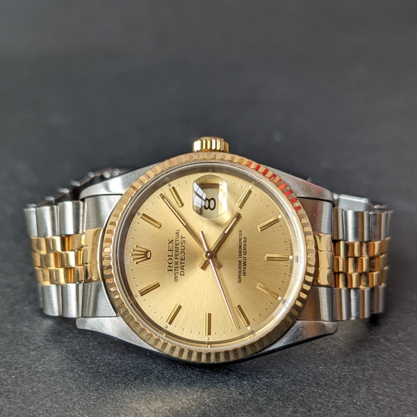 Champagne Dial DateJust 36mm   side