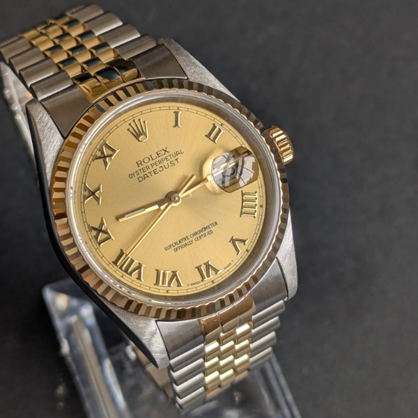 Champagne roman dial Rolex DateJust  bracelet