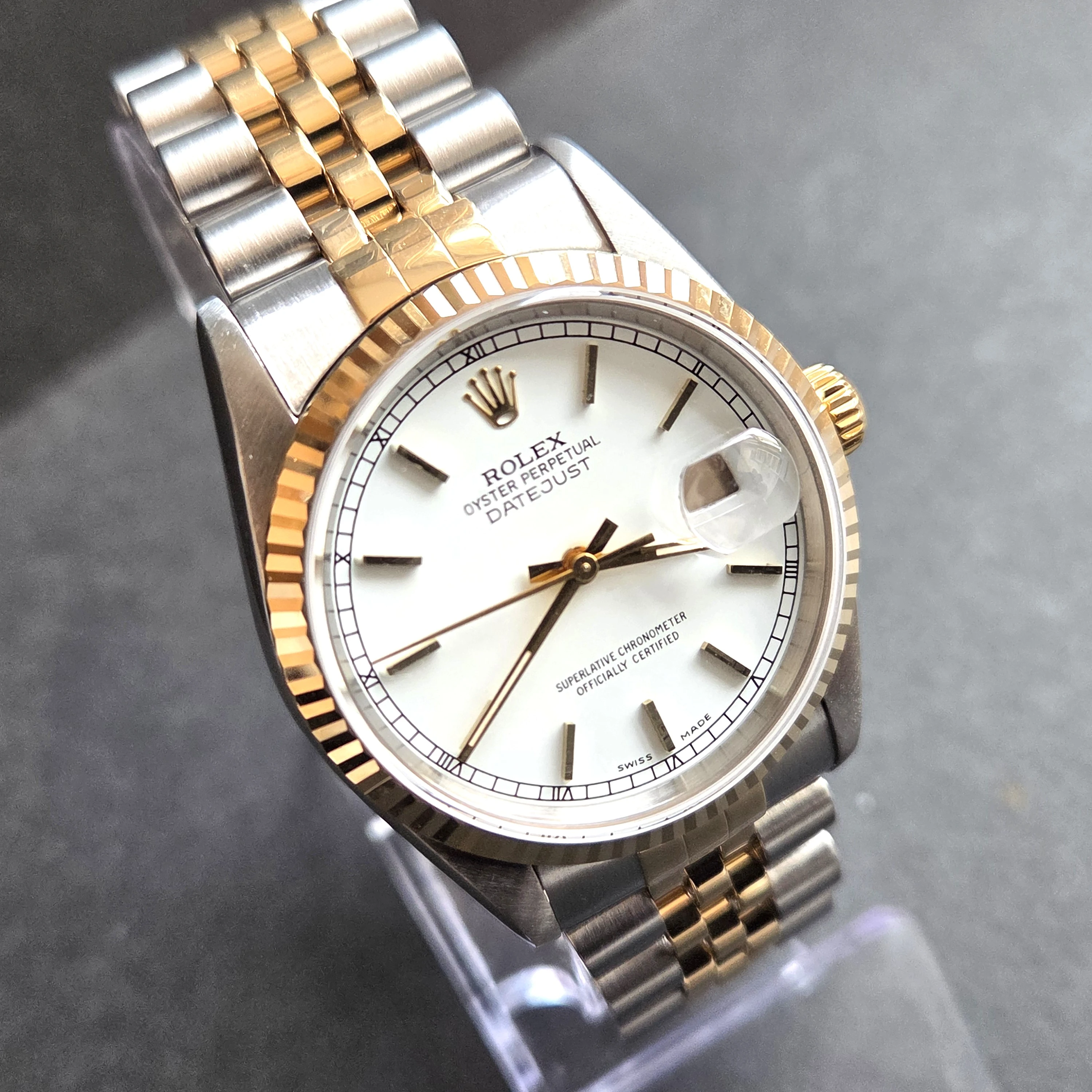 Crisp white Dial 36mm DateJust front