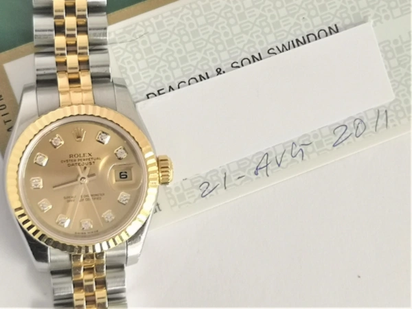 Concealed clasp lady-datejust 