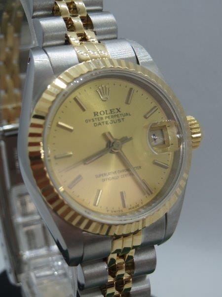 We love this 26mm ladies Datejust in Gold & Steel clasp